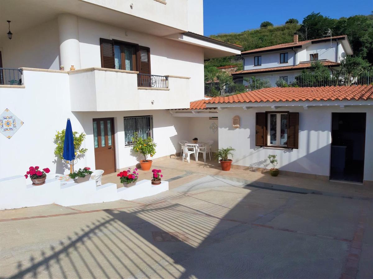 Апартаменти Casa Vacanze Bergamotto & Limoni Drapia Екстер'єр фото